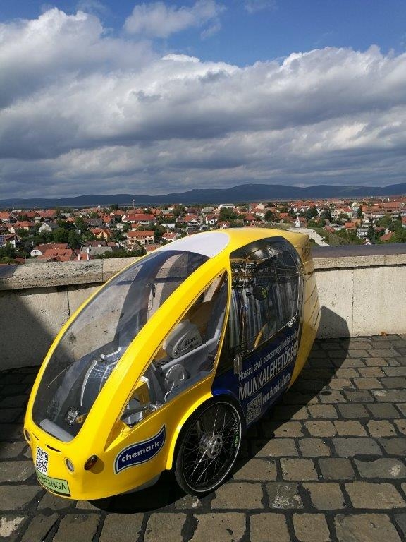 Velomobilon gurul a Chemark Kft. álláshirdetése Velomobilon gurul a Chemark Kft. álláshirdetése